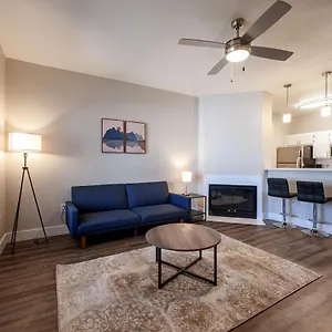 Chic Modern 1br At Lookout Mountain By Gia Apartment Phoenix